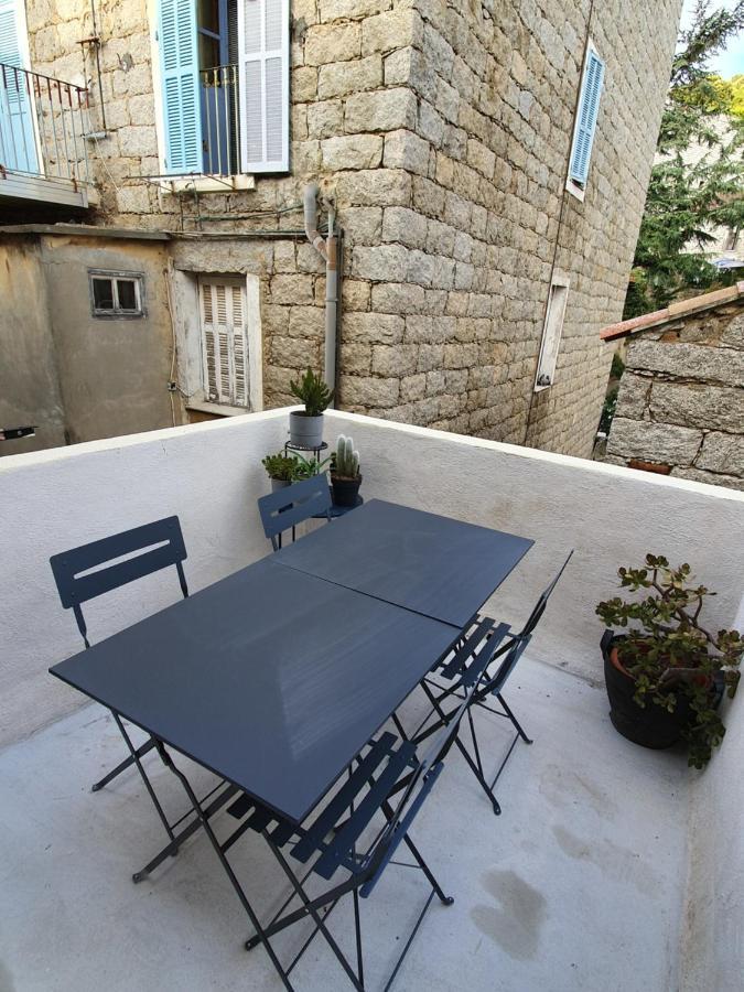 Appartement Au Coeur De Sartene Екстер'єр фото